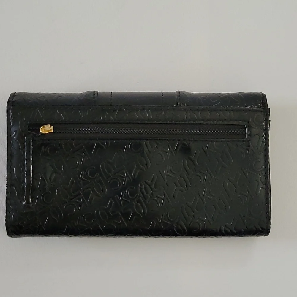 Kenneth Cole Reaction wallet